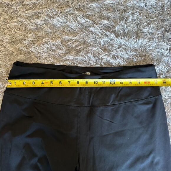AVIA Black Cropped Vented High Rise Leggings Wide Waistband Plus Size XXL (20) - Picture 5 of 6